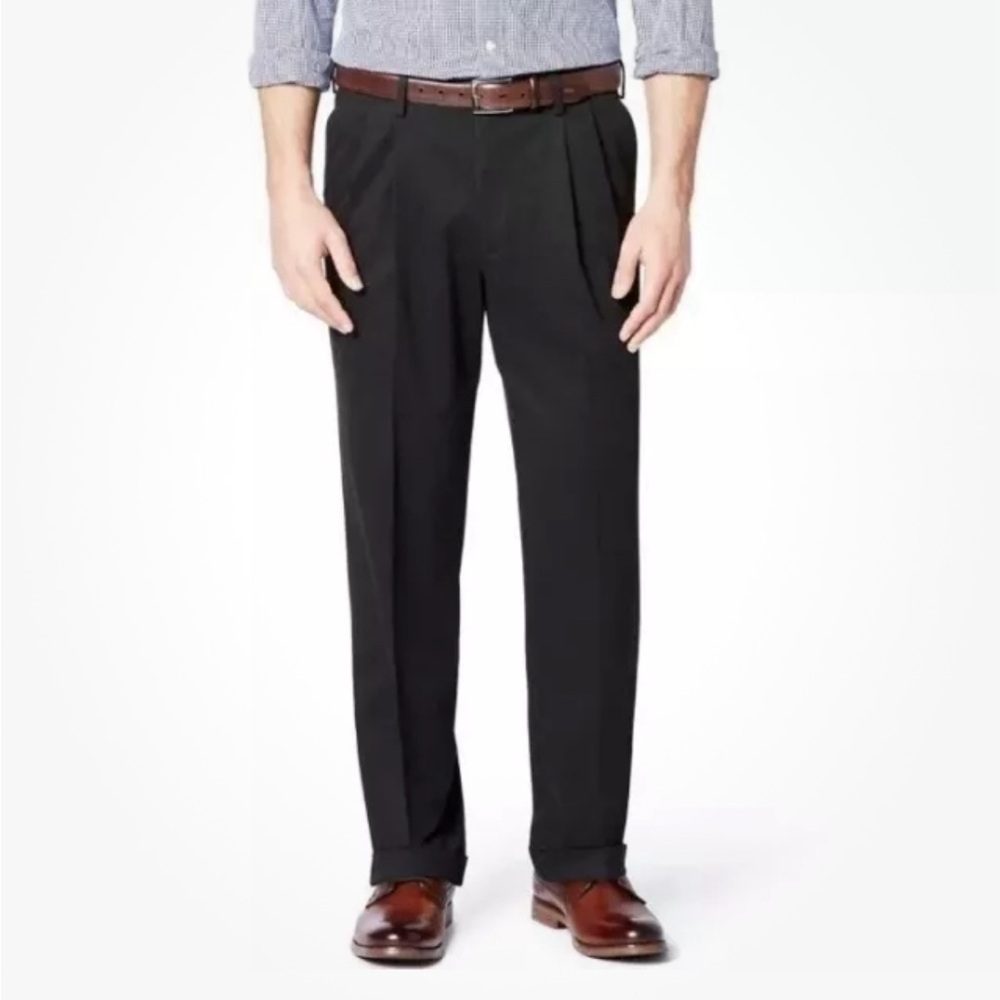 DOCKERS MENS PANTS D4 RELAXED BLACK PLEATED CUFFED 31 x 30